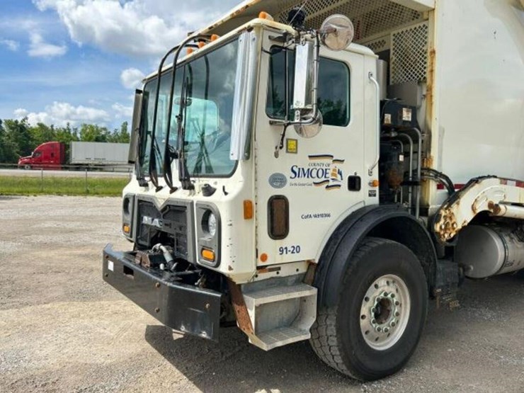2020-mack-terrapro-tri/a-garbage-truck-1m2te1gc0lm-image-26