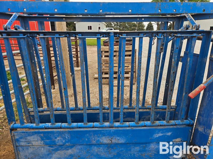 priefert-model-85-cattle-chute-w/-head-gate-image-12
