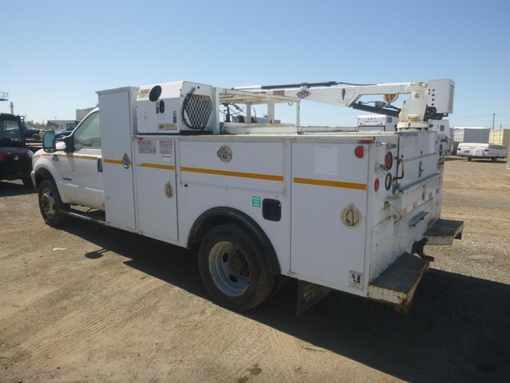 2002-ford-f550-image-4