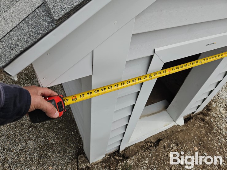 dog-house-image-8