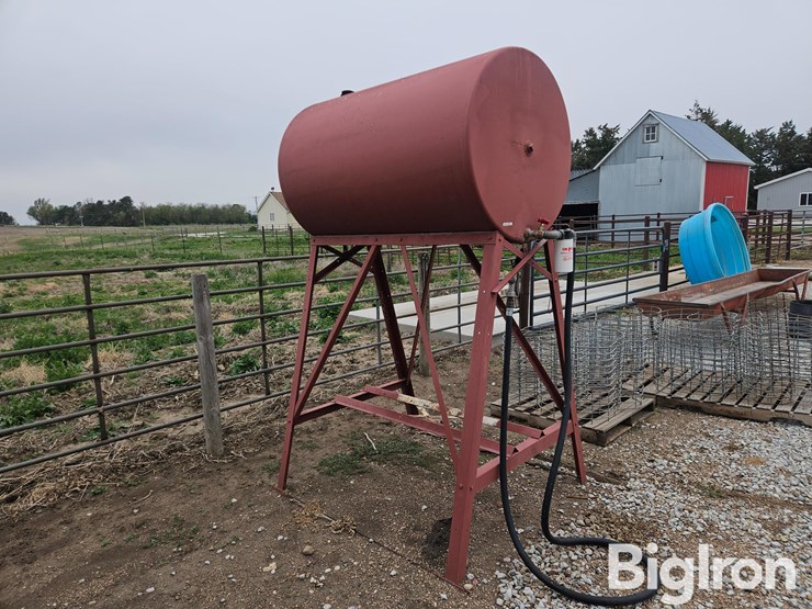 300-gal-fuel-tank-image-3