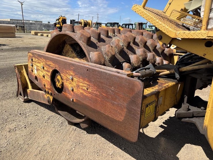 caterpillar-cp-433c-image-9