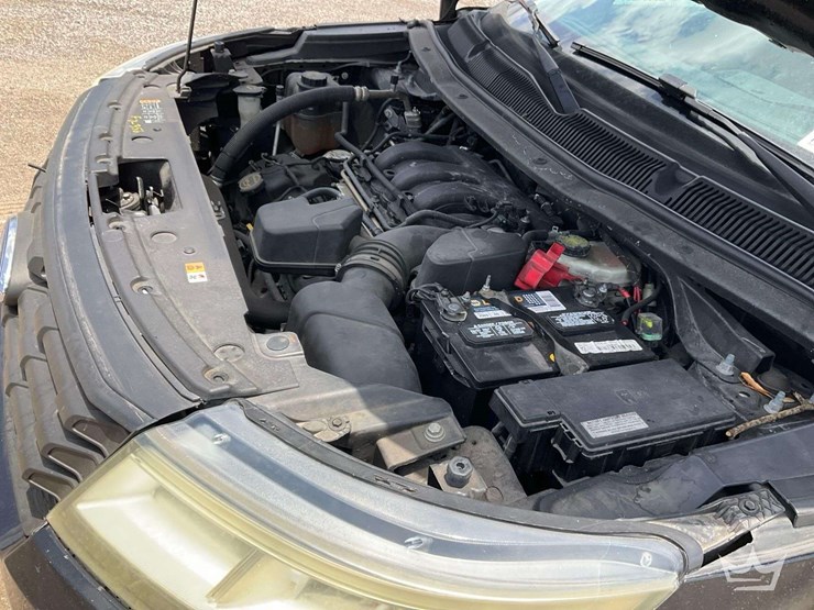 2017-ford-explorer-image-9