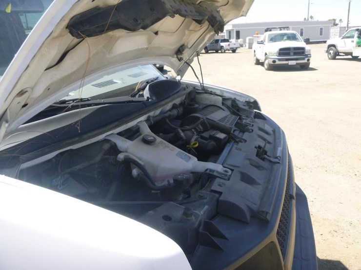 2016-chevrolet-express-3500-image-23