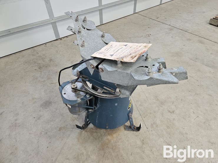 neco-sp3a-grain-spreader-image-4