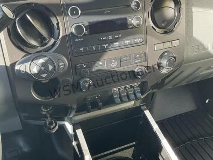 2016-ford-f550-image-23