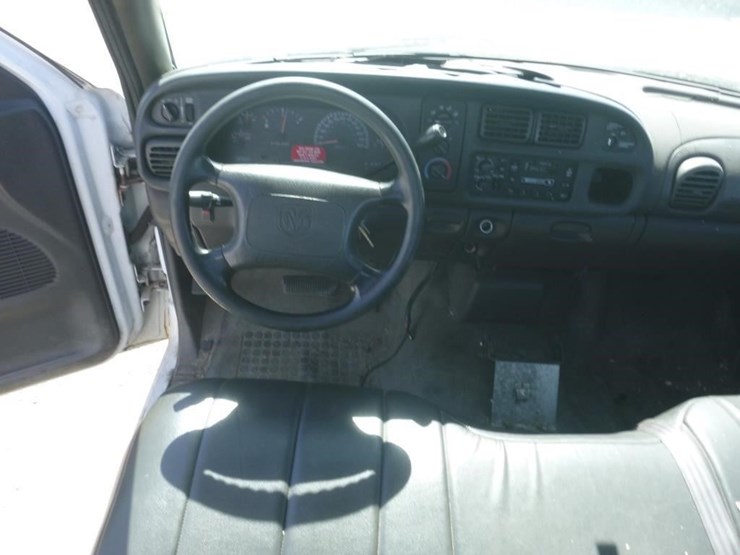 1999-dodge-ram-1500-image-7