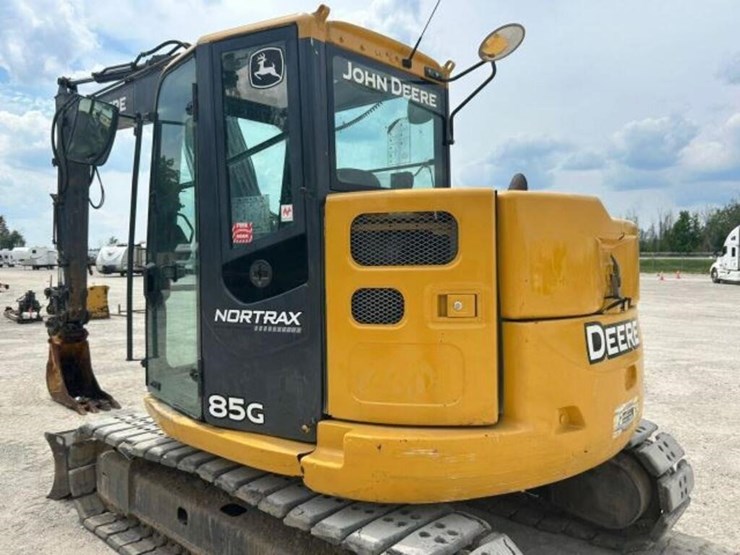 2014-deere-85g-image-83