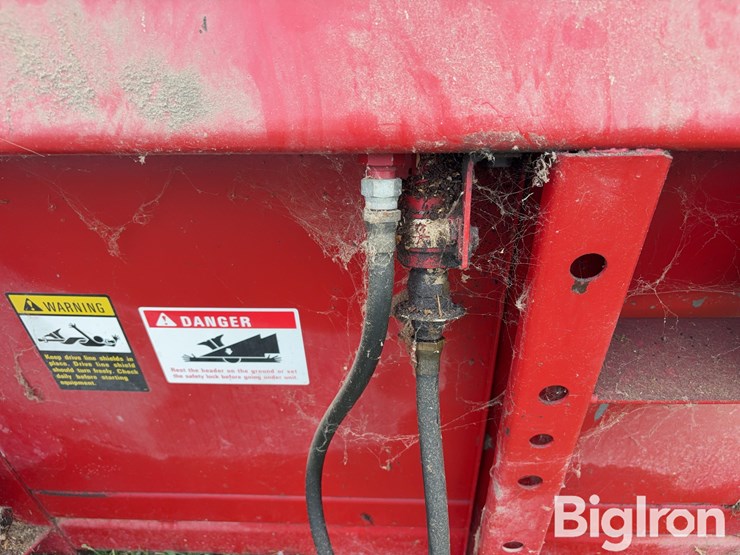 international-1015-combine-pickup-head-image-10