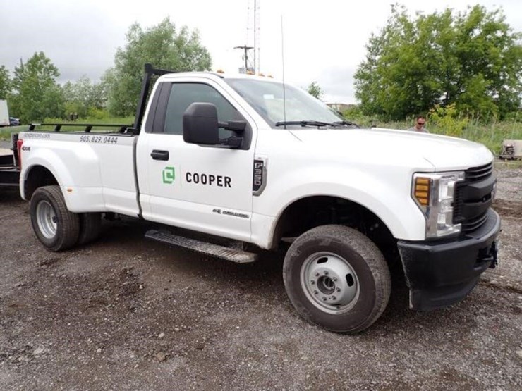2019-ford-f350-xl-image-3