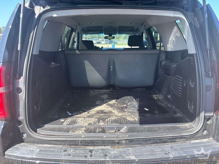 2018-chevrolet-tahoe-image-19