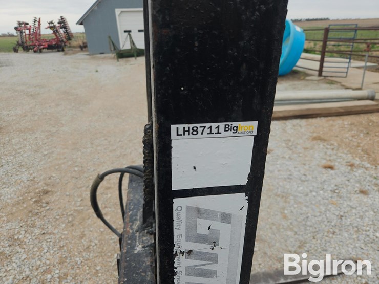 gnuse-3-pt-forklift-image-17