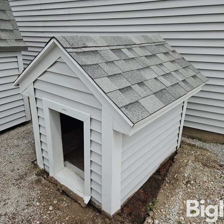 Dog House