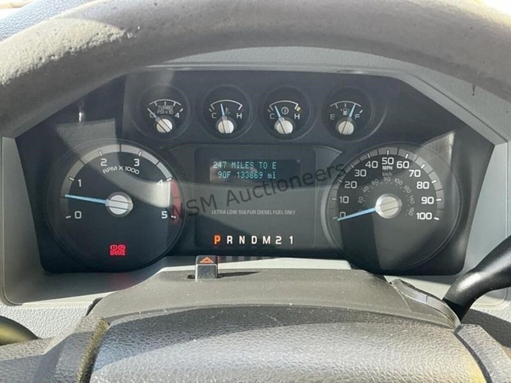 2015-ford-f550-image-21