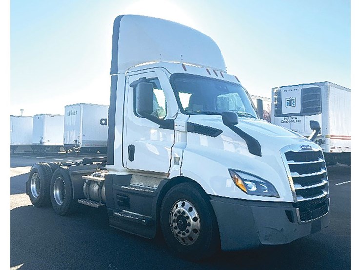 2022-freightliner-cascadia-116-image-1