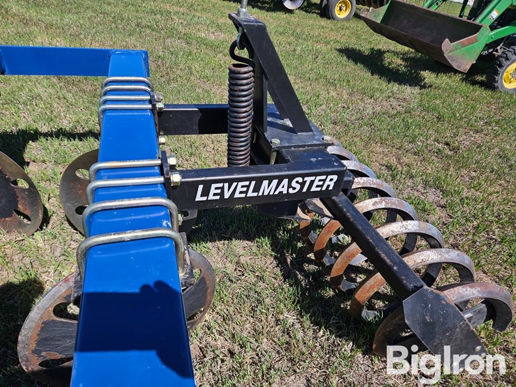 blu-jet-track-master-image-16