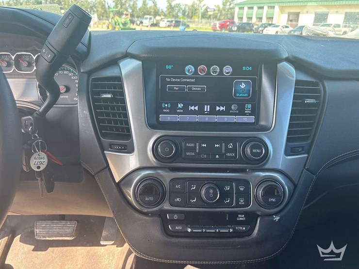 2018-chevrolet-tahoe-image-13