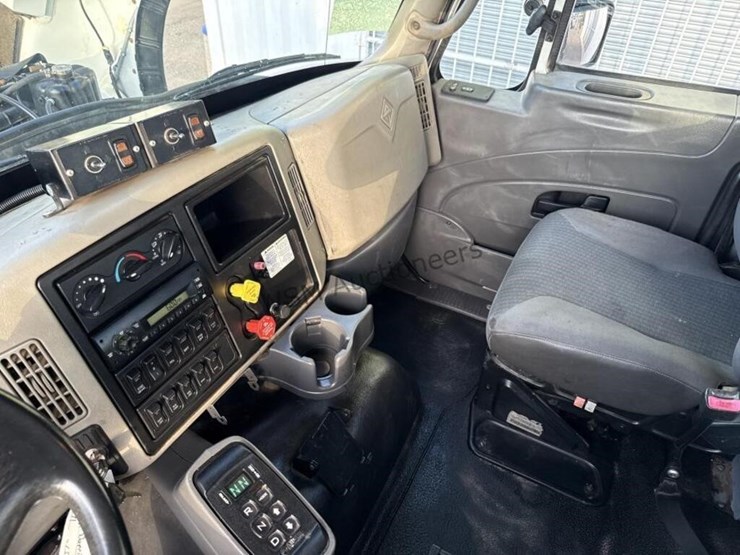 2009-international-workstar-7600-image-47