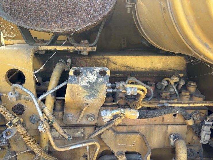 caterpillar-cp-433c-image-40