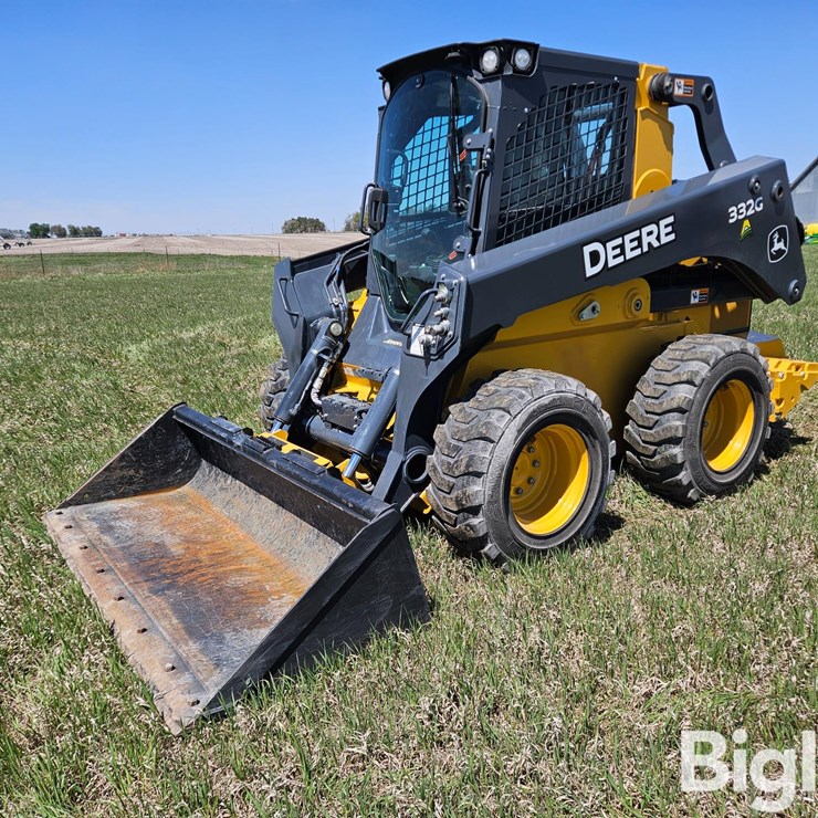 2019 DEERE 332G