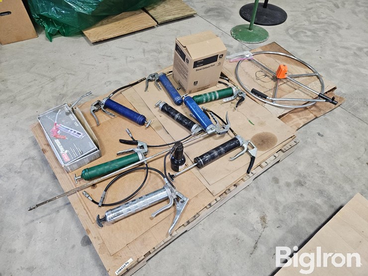 pallet-of-grease-guns-and-other-items-image-1
