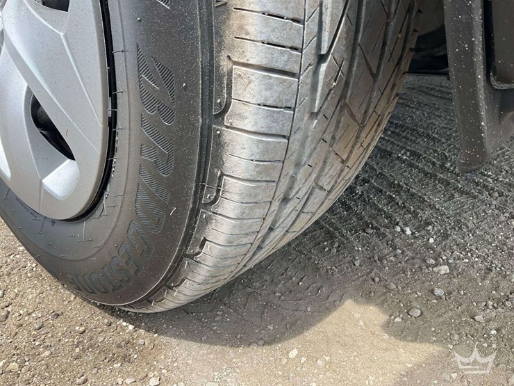 2019-toyota-rav4-image-33
