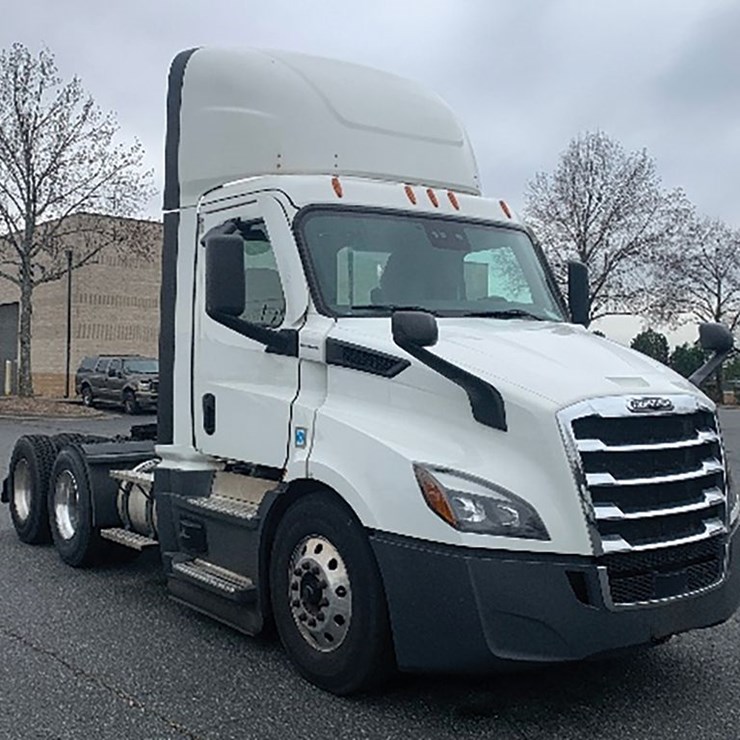 2022 FREIGHTLINER CASCADIA 116