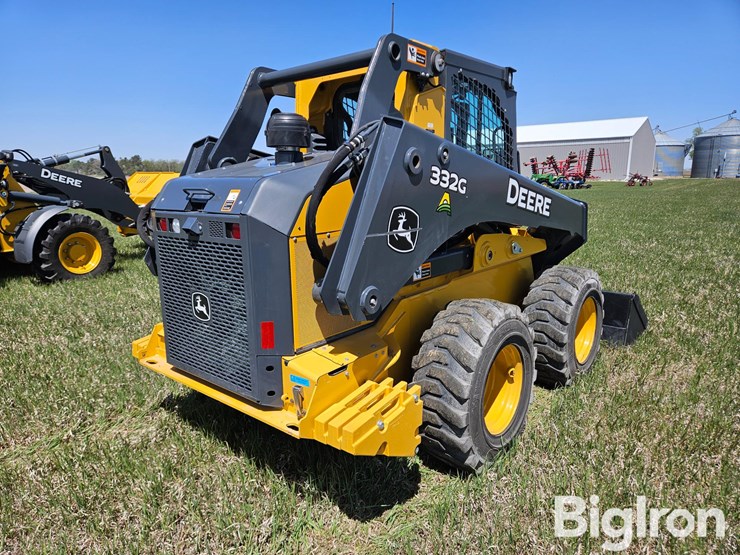 2019-deere-332g-image-5