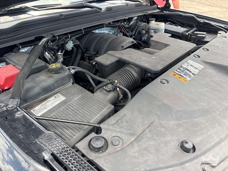 2018-chevrolet-tahoe-image-9