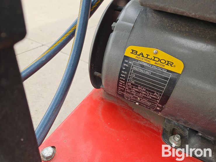 hotsy-555ss-hot-water-pressure-washer-image-14