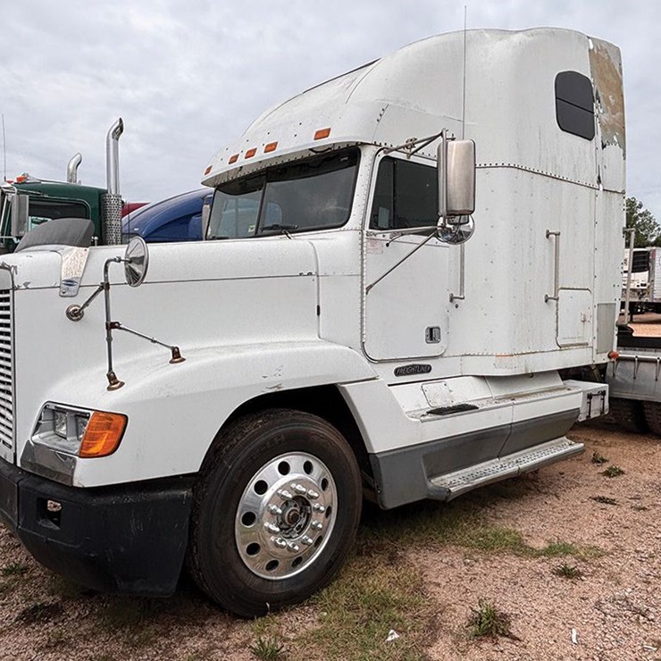 1996 FREIGHTLINER FLD120