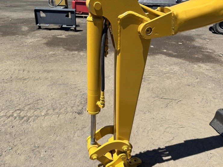 komatsu-pc03-2f-image-13