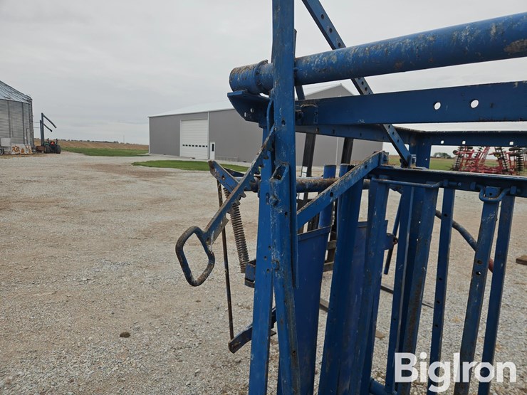 priefert-model-85-cattle-chute-w/-head-gate-image-16