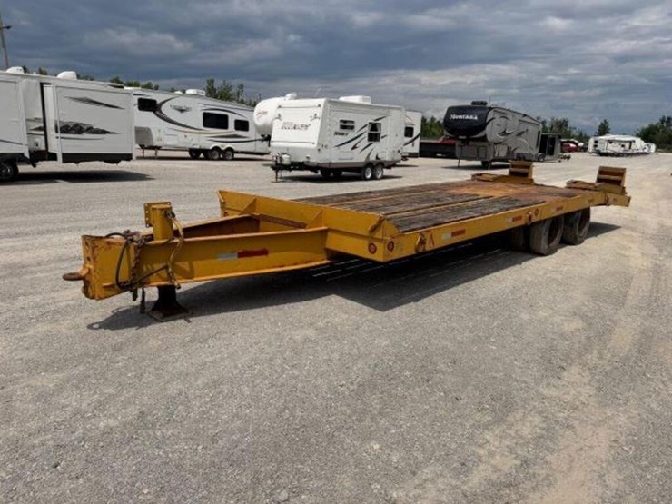 1996-eager-beaver-20-ton-t/a-equipment-trailer-112-image-1