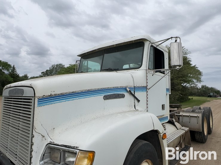1992-freightliner-fld112-image-16