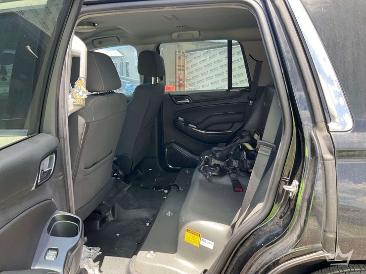 2018-chevrolet-tahoe-image-13