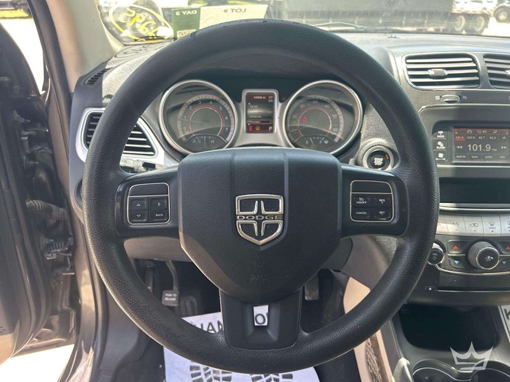 2019-dodge-journey-image-13