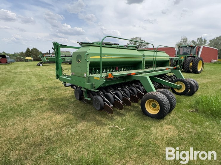 john-deere-1590-image-7