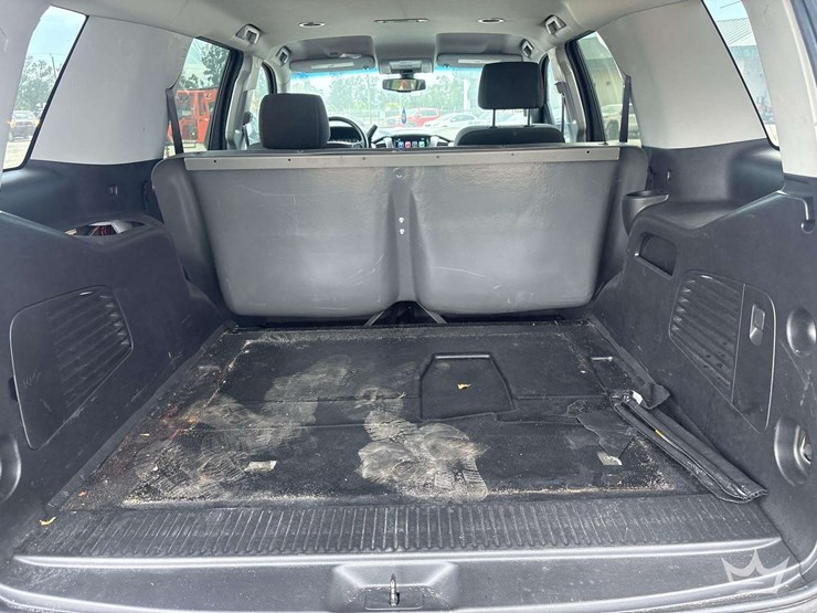 2019-chevrolet-tahoe-image-17