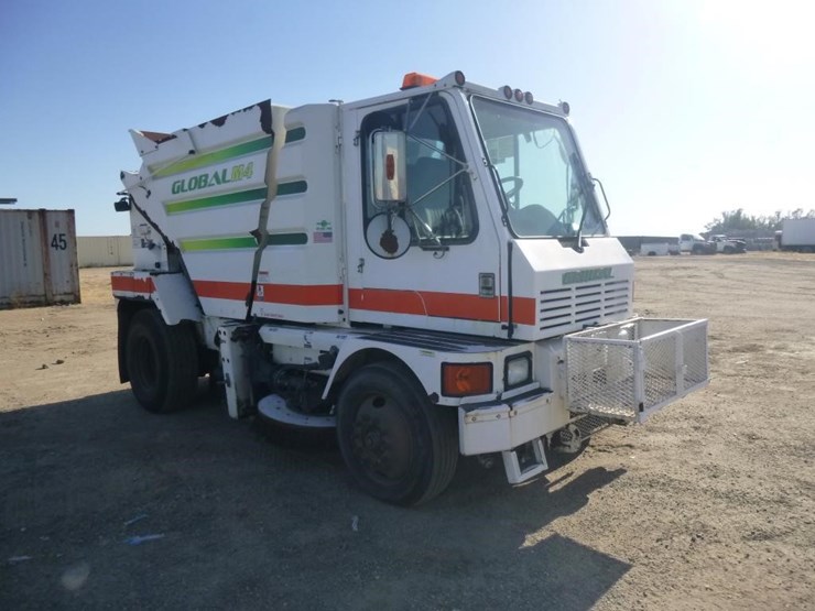 2013-global-m4-sweeper-image-3