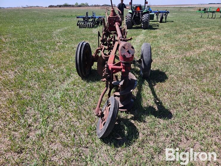 servis-international-antique-1-bottom-whirlwind-terrace-plow-image-6