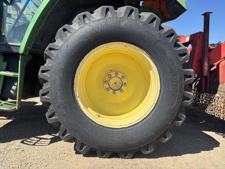john-deere-6410-image-31