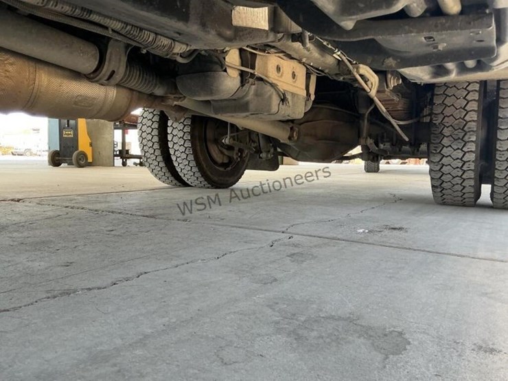 2017-ford-f550-image-29