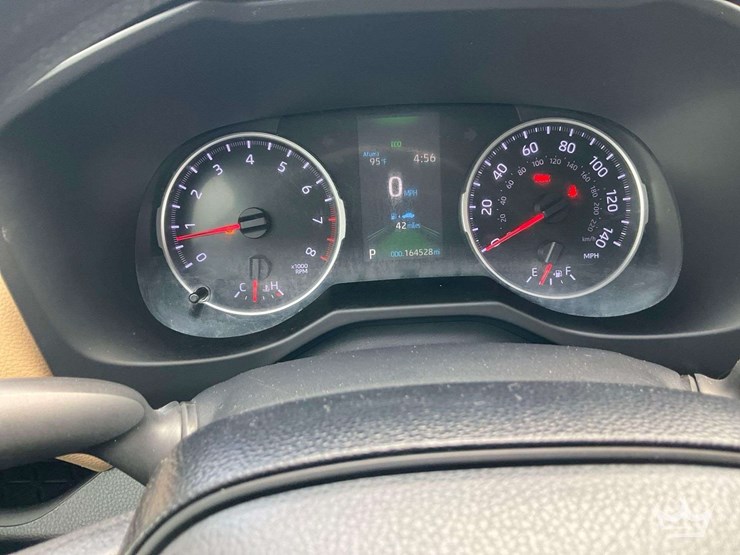 2019-toyota-rav4-image-13