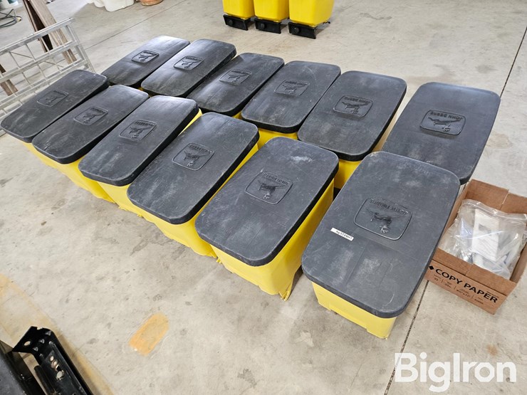john-deere-planter-seed-boxes-image-5