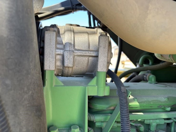 2006-john-deere-7220-image-52