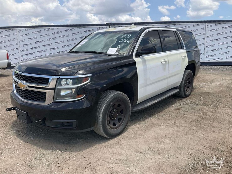 2018-chevrolet-tahoe-image-1