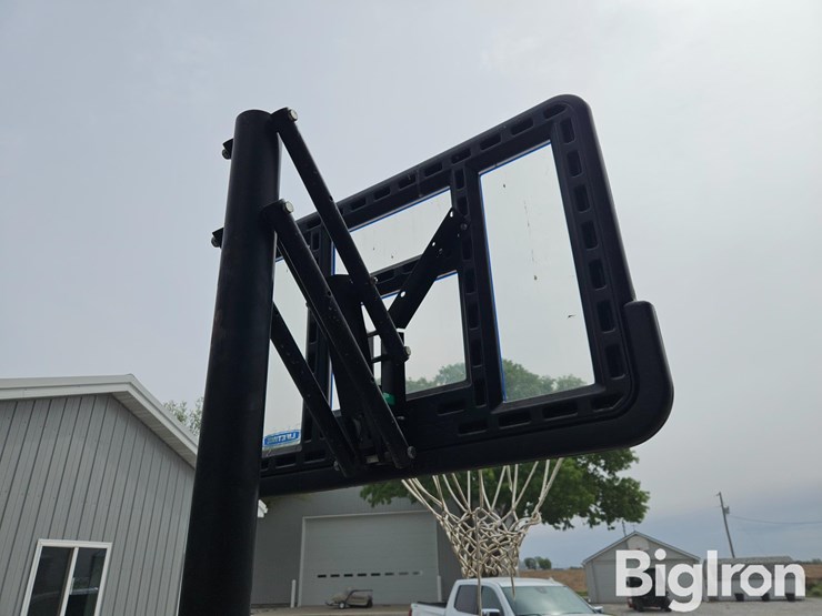 basketball-hoop-image-10