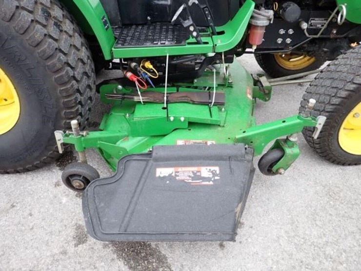 john-deere-200-image-37