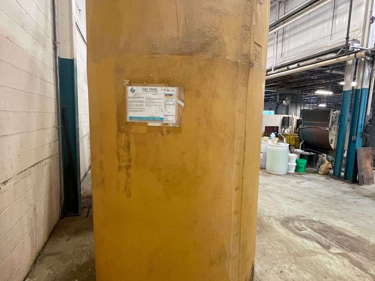 1500-gallon-poly-tank-image-4